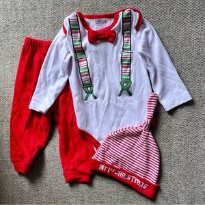 Little beginnings My 1st Christmas outfit (onesie,jogger & hat) 6-9 months